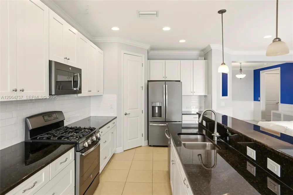 8554 Big Mangrove Dr Fort Myers, FL 33908