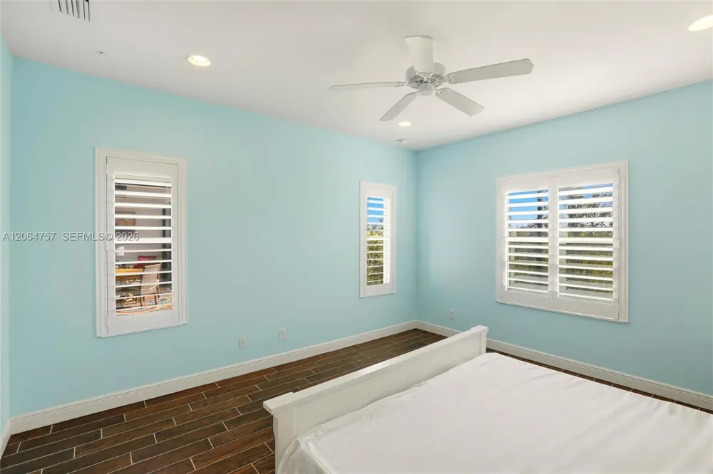 8554 Big Mangrove Dr Fort Myers, FL 33908