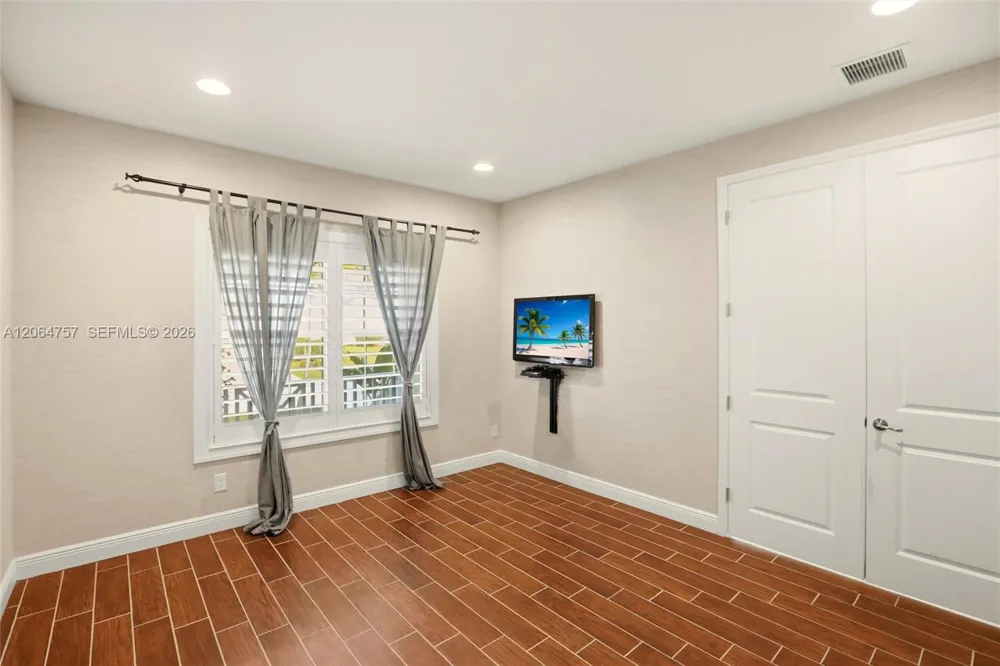 8554 Big Mangrove Dr Fort Myers, FL 33908