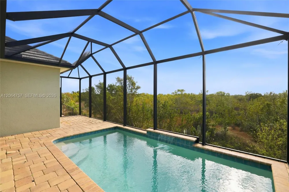 8554 Big Mangrove Dr Fort Myers, FL 33908