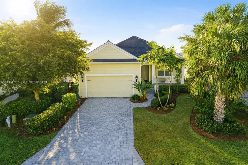8554 Big Mangrove Dr Fort Myers, FL 33908