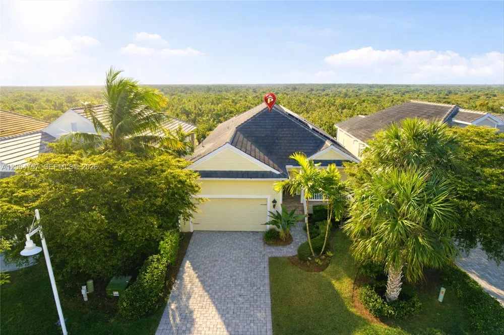 8554 Big Mangrove Dr Fort Myers, FL 33908