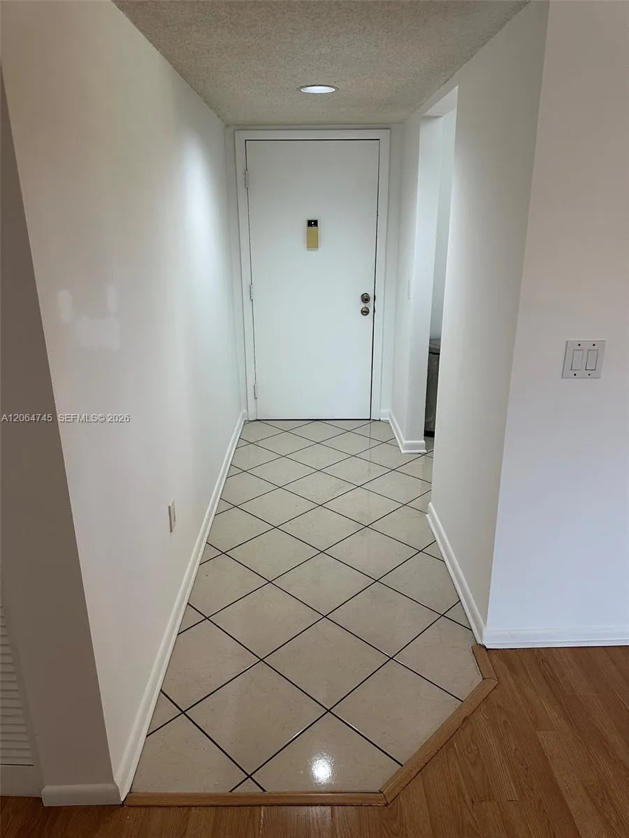 8415 SW 107th Ave #303W Miami, FL 33173
