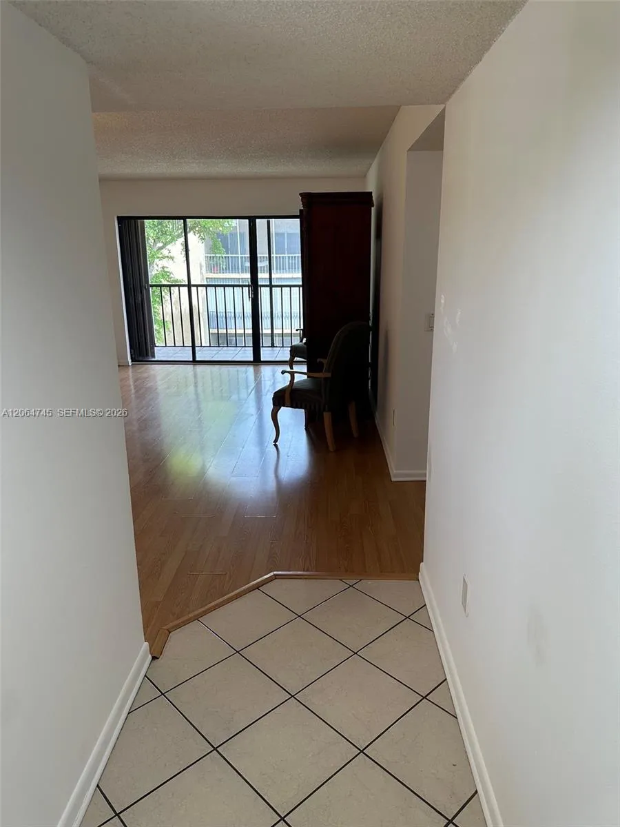 8415 SW 107th Ave #303W Miami, FL 33173