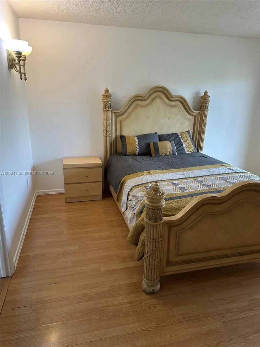 8415 SW 107th Ave #303W Miami, FL 33173