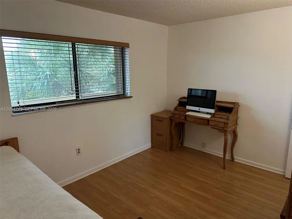 8415 SW 107th Ave #303W Miami, FL 33173