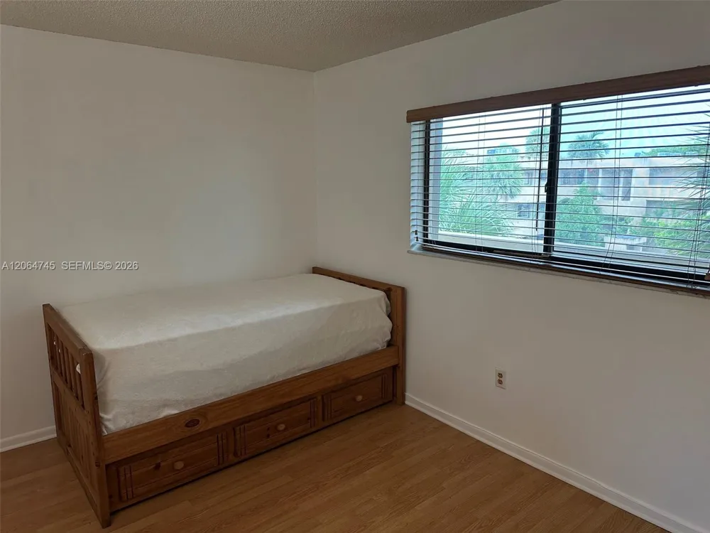 8415 SW 107th Ave #303W Miami, FL 33173
