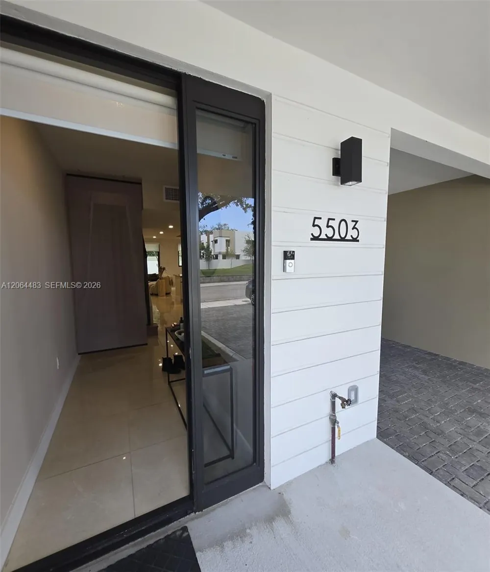 5503 W Oak Way #5503 Dania Beach, FL 33314