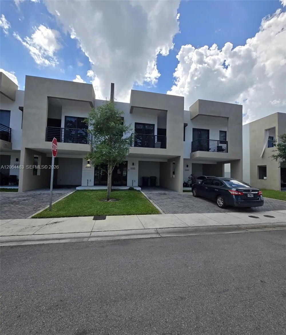 5503 W Oak Way #5503 Dania Beach, FL 33314