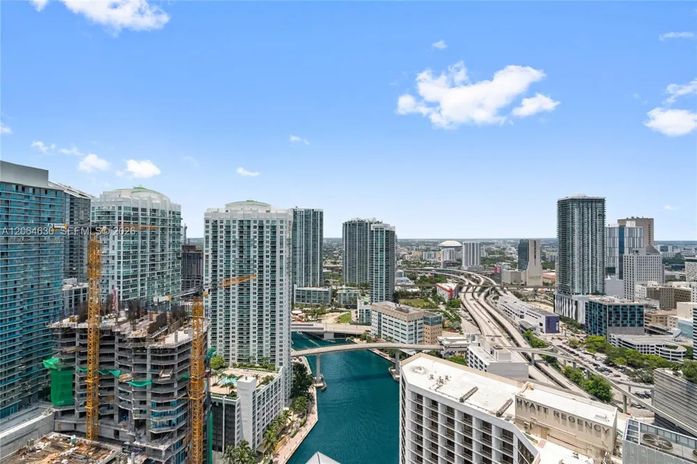 200 Biscayne Boulevard Way #3802 Miami, FL 33131