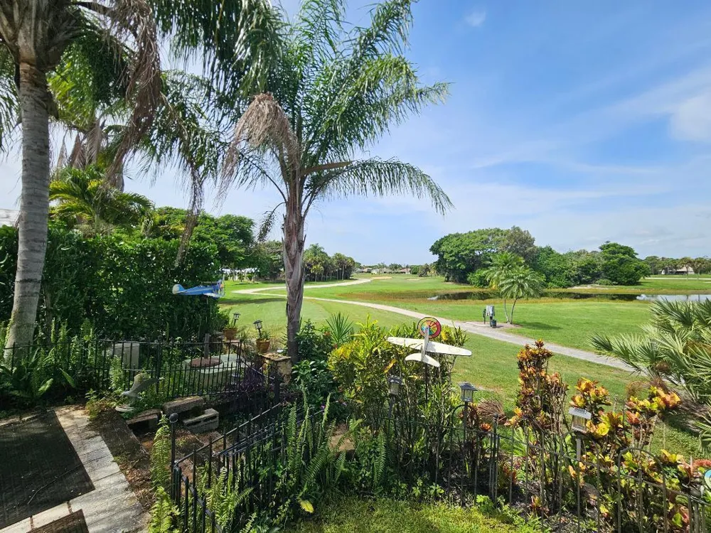 7680 SE Shenandoah Drive Hobe Sound, FL 33455