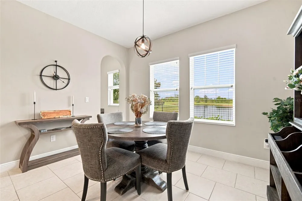 5306 SILVER SUN DRIVE Apollo Beach, FL 33572