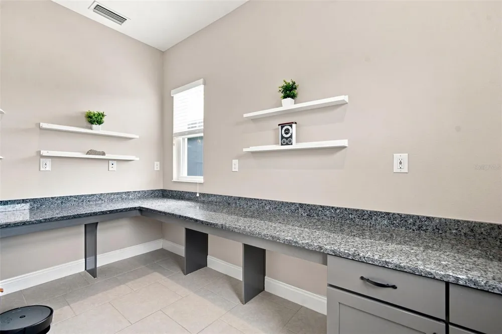 5306 SILVER SUN DRIVE Apollo Beach, FL 33572