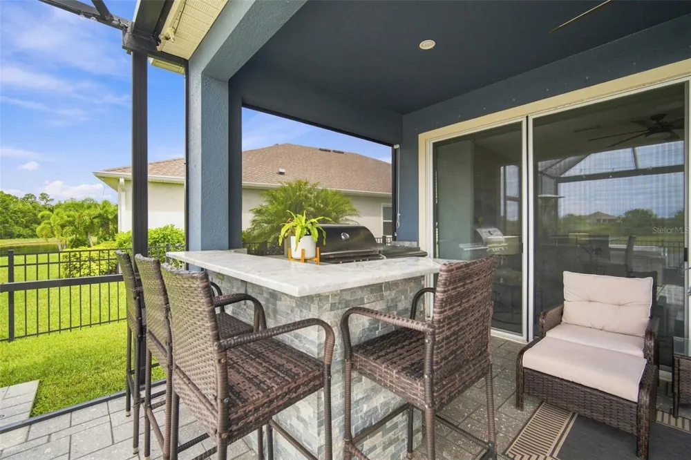 5306 SILVER SUN DRIVE Apollo Beach, FL 33572