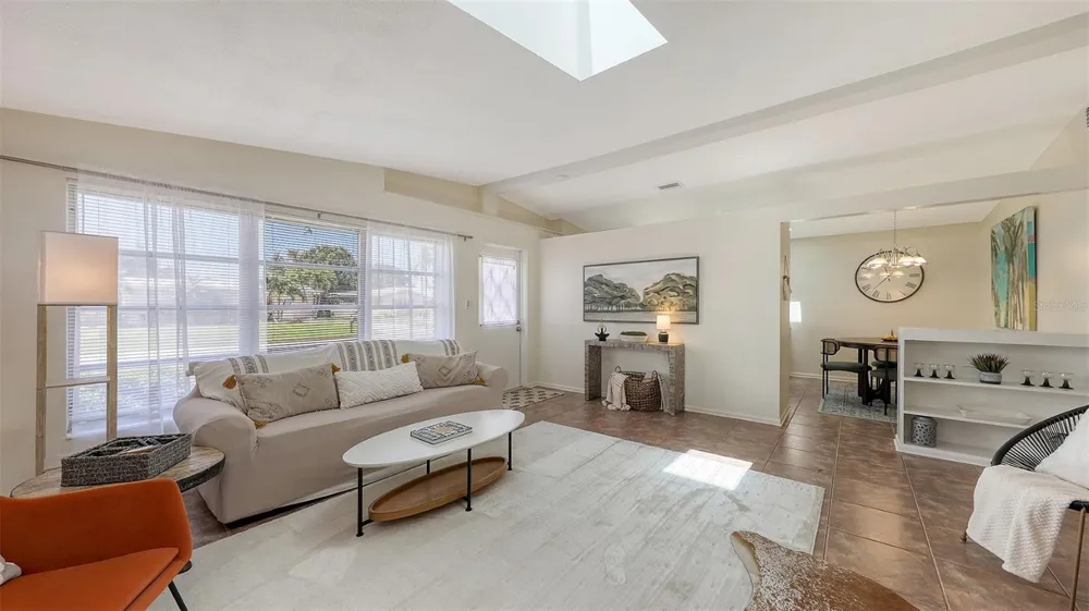 2551 WANETA DRIVE Sarasota, FL 34231