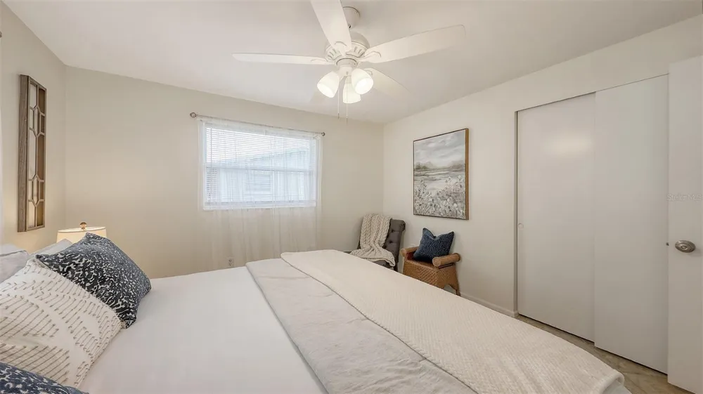 2551 WANETA DRIVE Sarasota, FL 34231