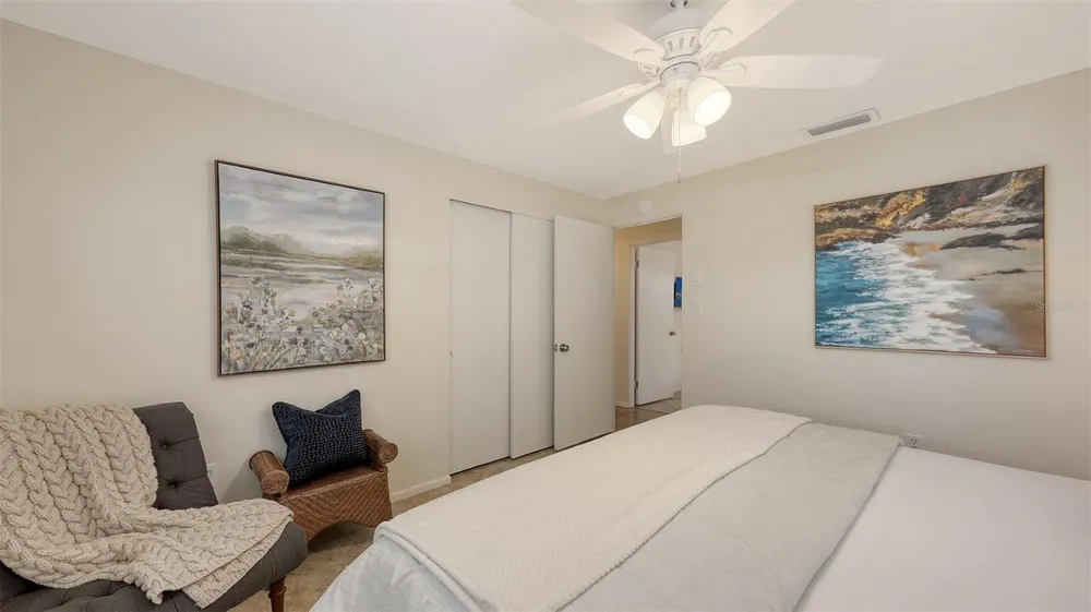 2551 WANETA DRIVE Sarasota, FL 34231