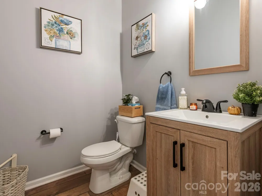 8208 Stourhead Gardens Lane Waxhaw, NC 28173