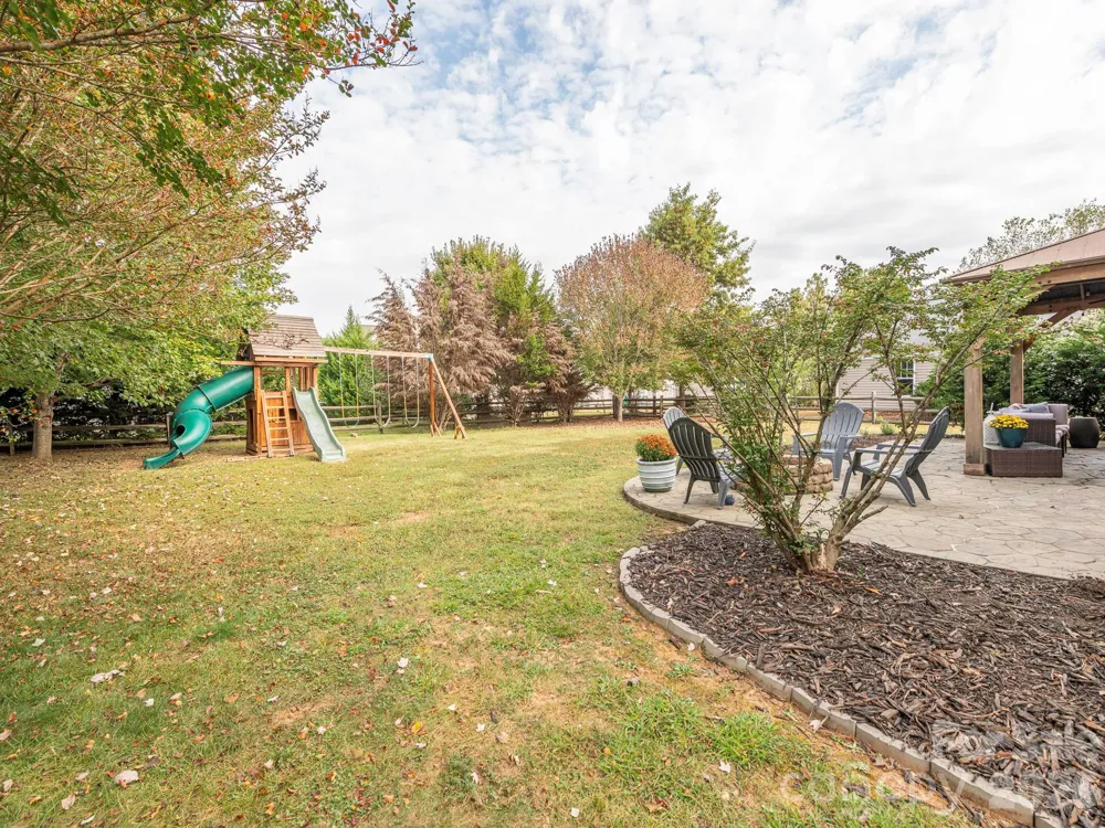 8208 Stourhead Gardens Lane Waxhaw, NC 28173