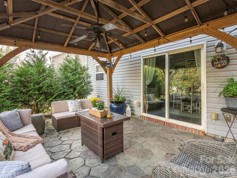 8208 Stourhead Gardens Lane Waxhaw, NC 28173