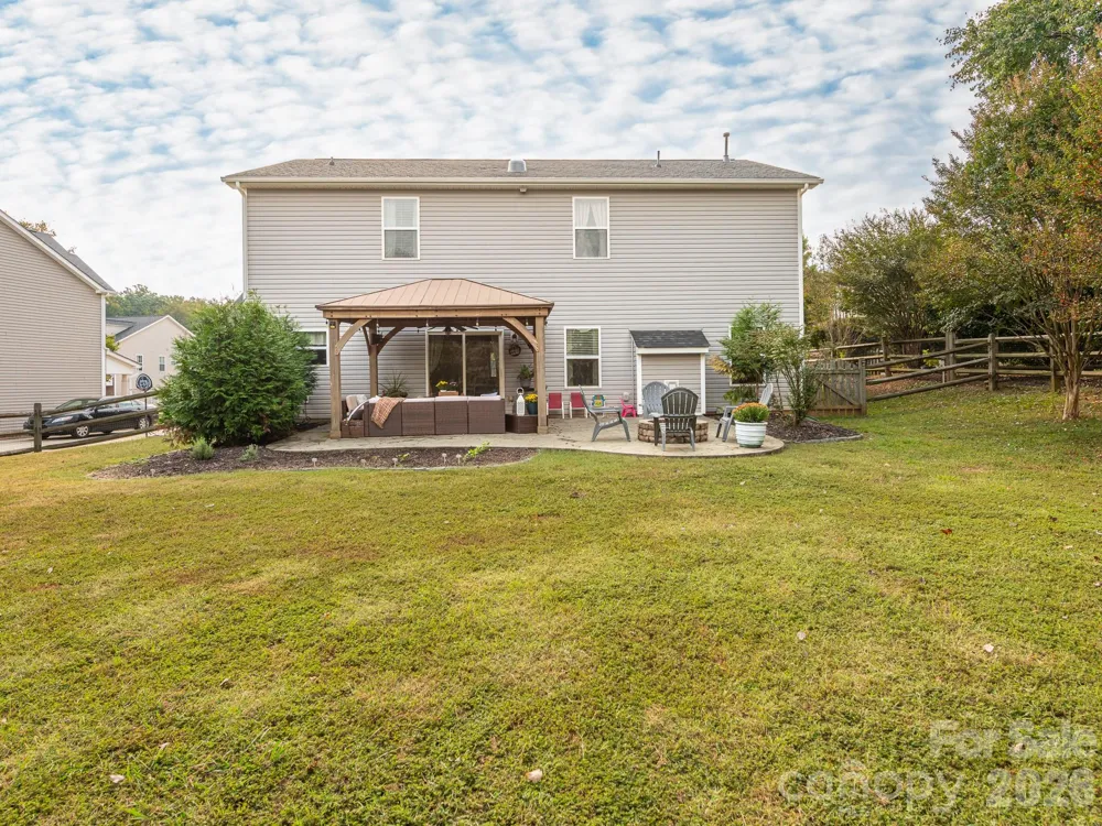 8208 Stourhead Gardens Lane Waxhaw, NC 28173
