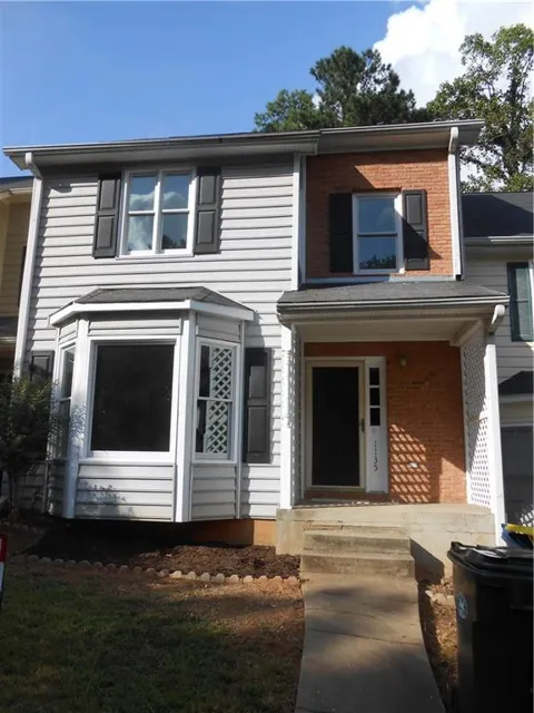1135 Country Club Place NW