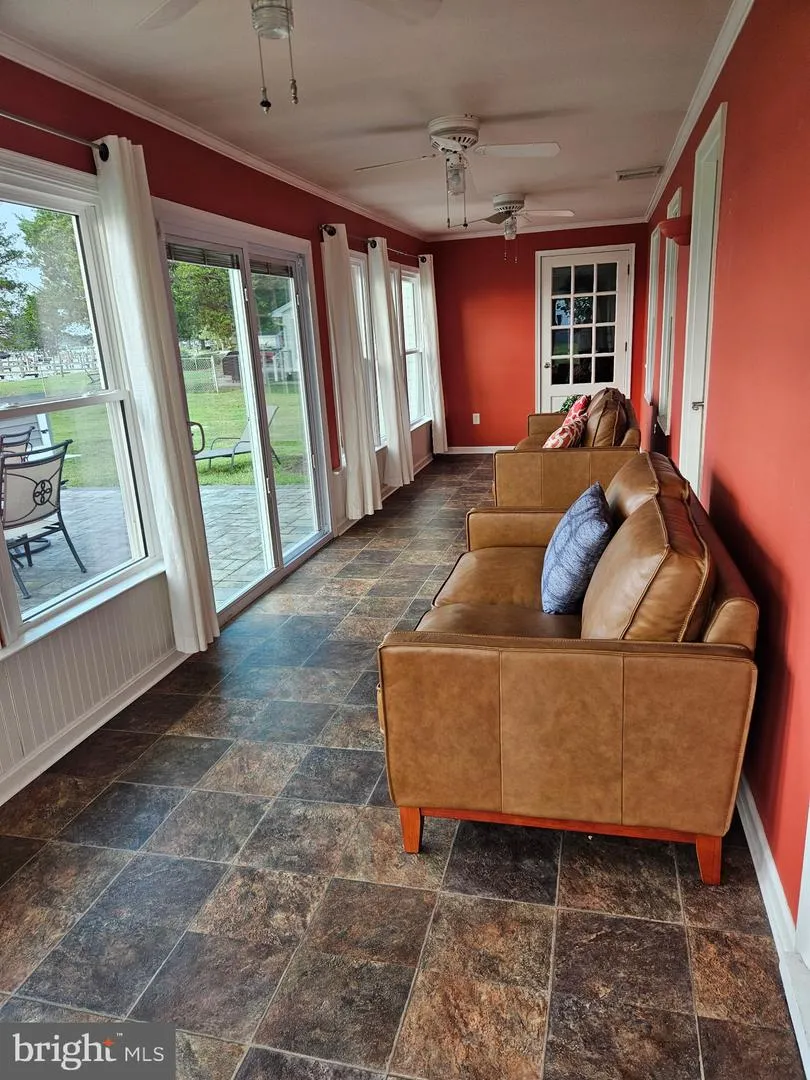 1514 DEEP POINT ROAD Woolford, MD 21677
