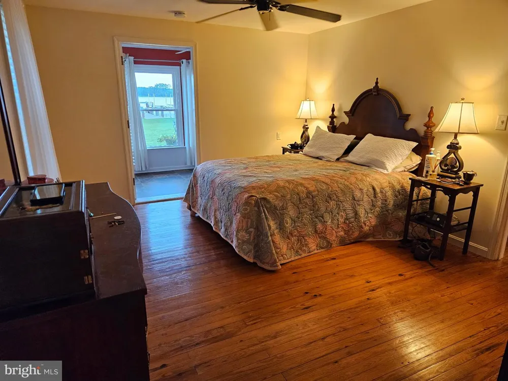 1514 DEEP POINT ROAD Woolford, MD 21677