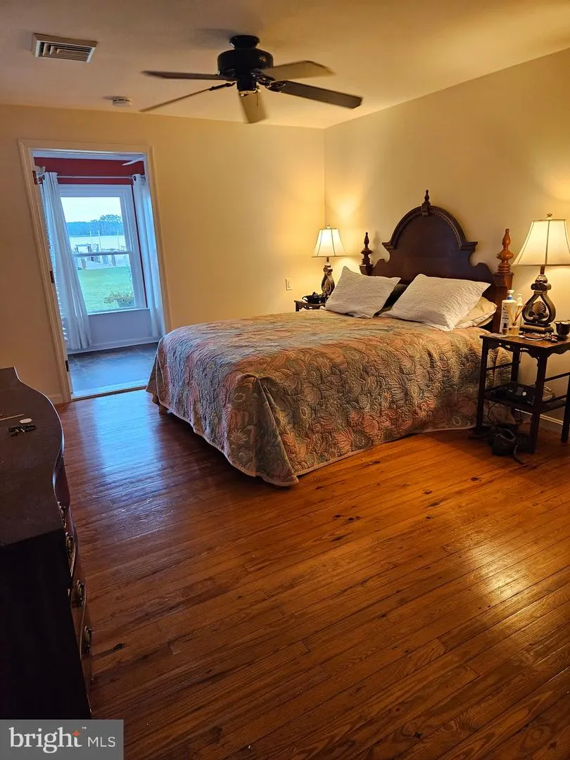 1514 DEEP POINT ROAD Woolford, MD 21677