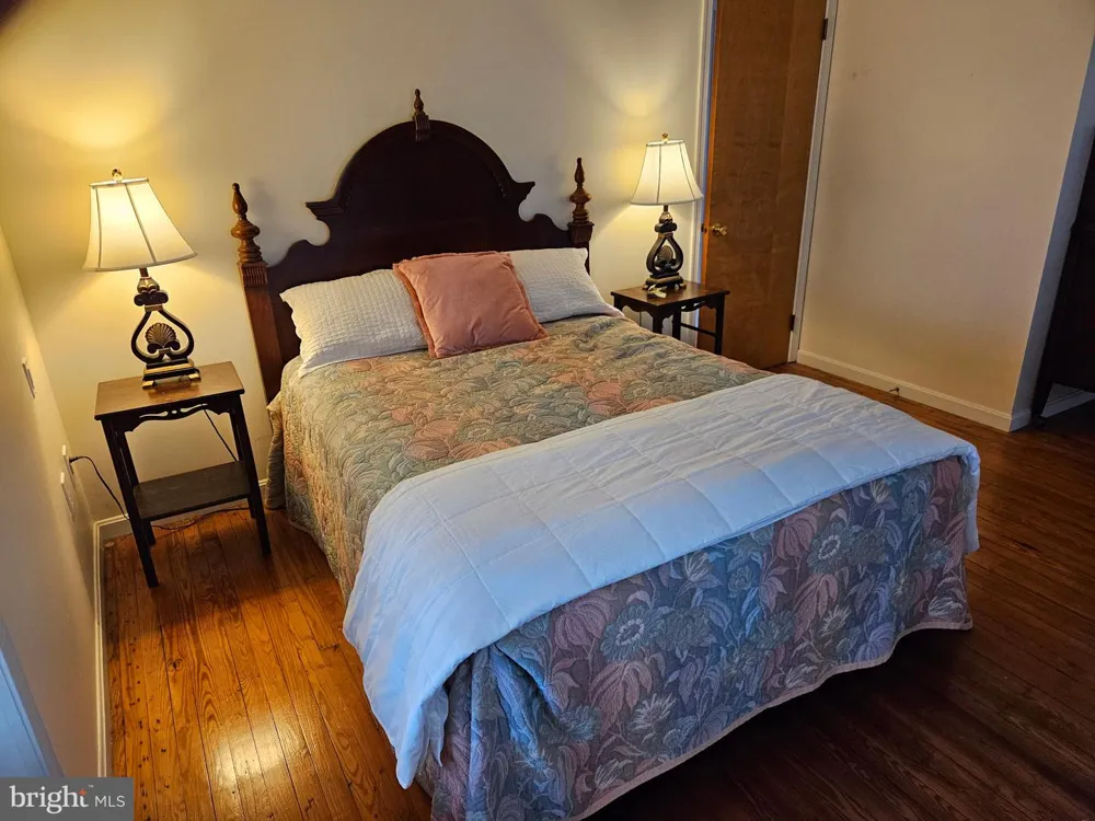 1514 DEEP POINT ROAD Woolford, MD 21677