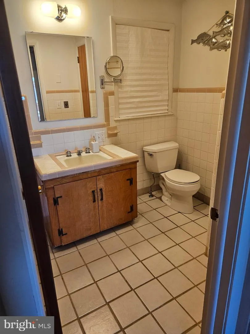 1514 DEEP POINT ROAD Woolford, MD 21677
