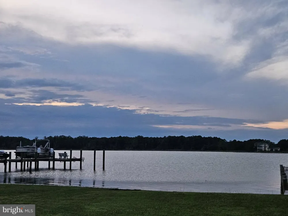 1514 DEEP POINT ROAD Woolford, MD 21677