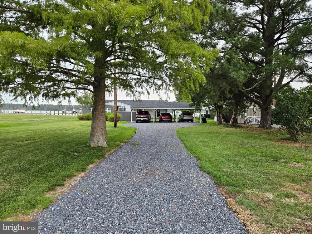 1514 DEEP POINT ROAD Woolford, MD 21677