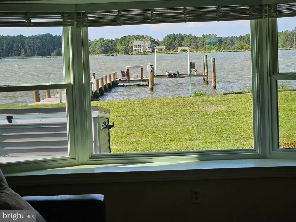 1514 DEEP POINT ROAD Woolford, MD 21677