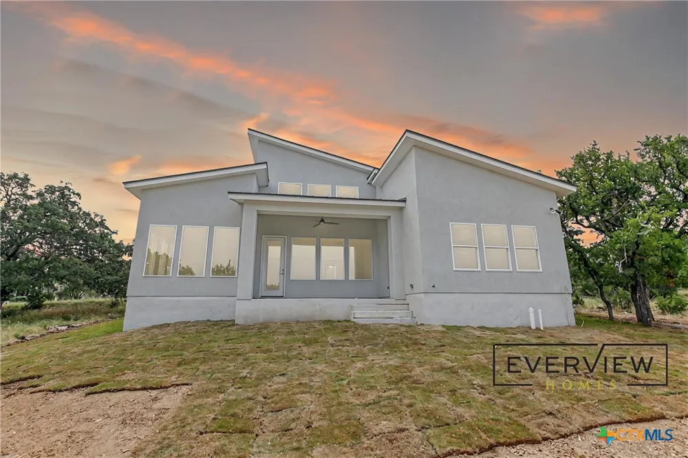 1314 Clayton Nolen Drive Horseshoe Bay, TX 78657