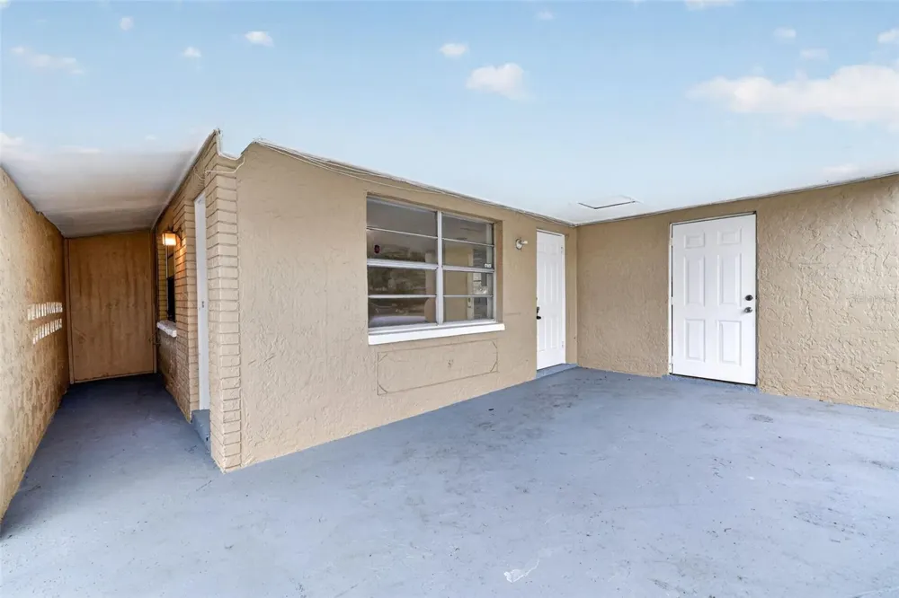 3311 E CHELSEA STREET Tampa, FL 33610