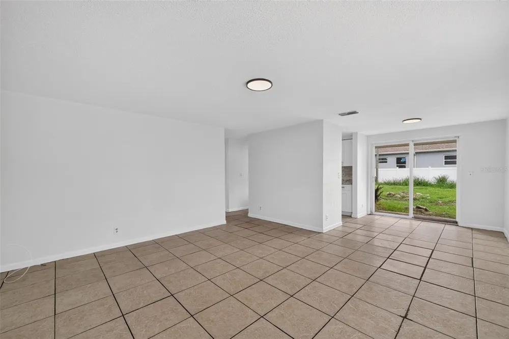 3311 E CHELSEA STREET Tampa, FL 33610