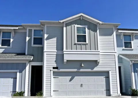 2921 SENTENCE STREET