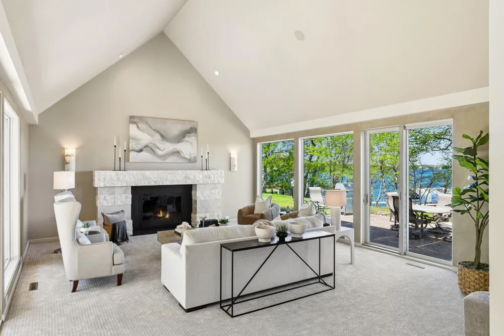 4770 Manitou Road Excelsior, MN 55331