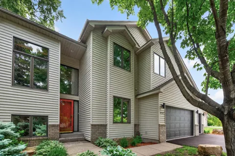 4167 Eau Claire Trail NE