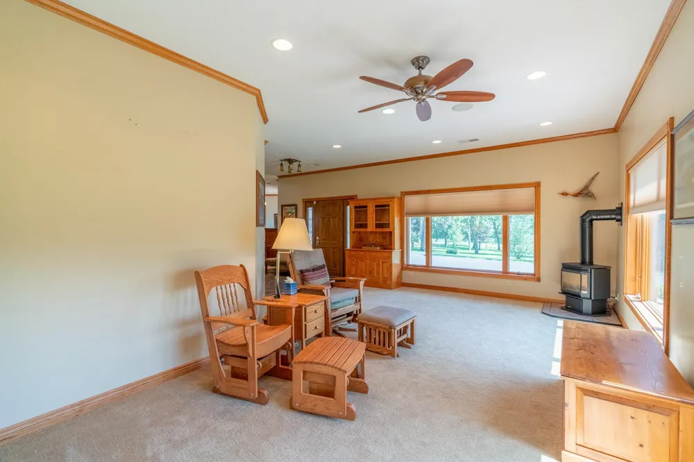 13698 Maple Road Mapleton, MN 56065