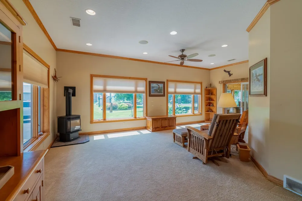 13698 Maple Road Mapleton, MN 56065