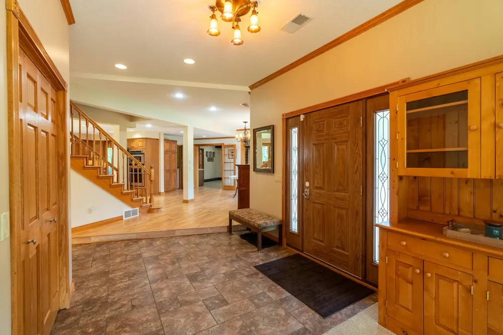 13698 Maple Road Mapleton, MN 56065
