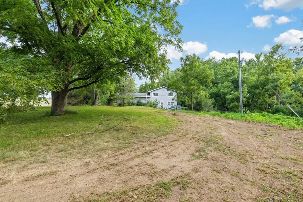 9950 194th Street W Lakeville, MN 55044