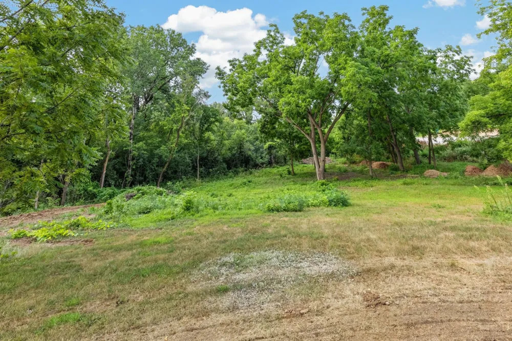 9950 194th Street W Lakeville, MN 55044