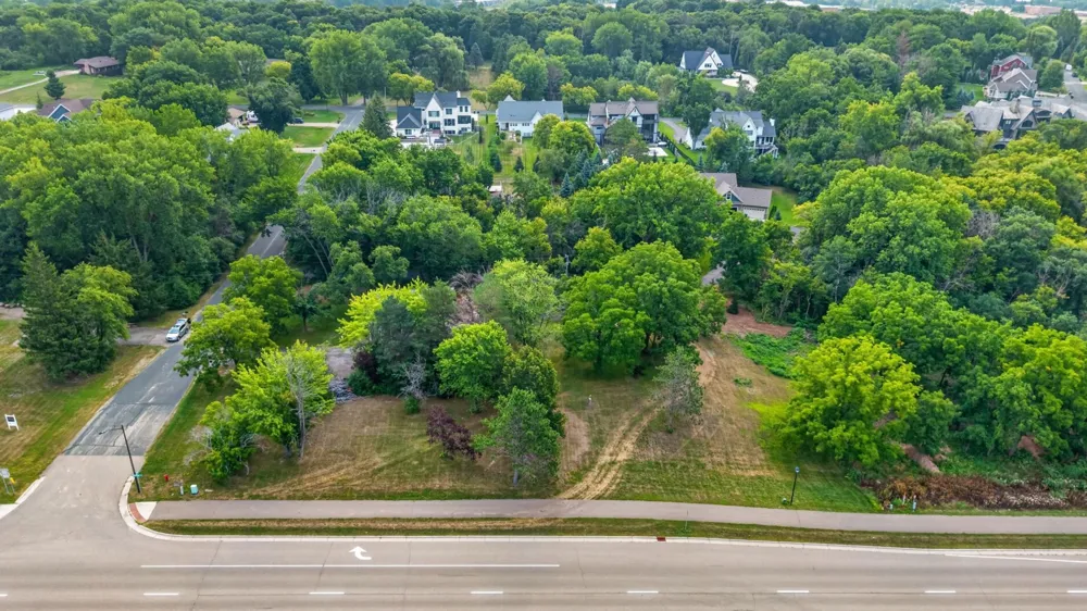 9950 194th Street W Lakeville, MN 55044