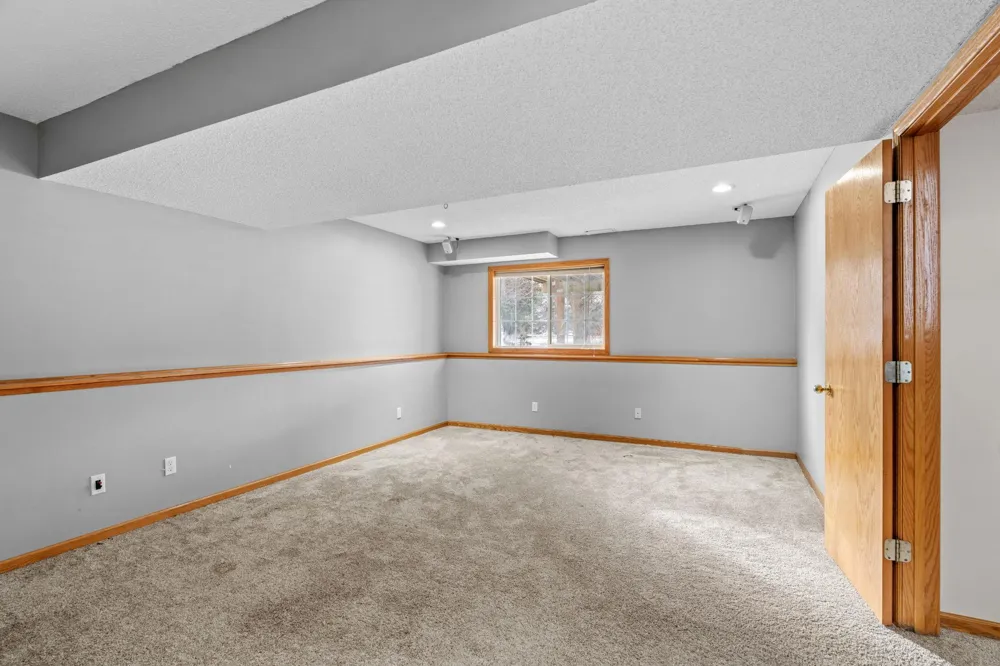 950 Herbert Street Jordan, MN 55352