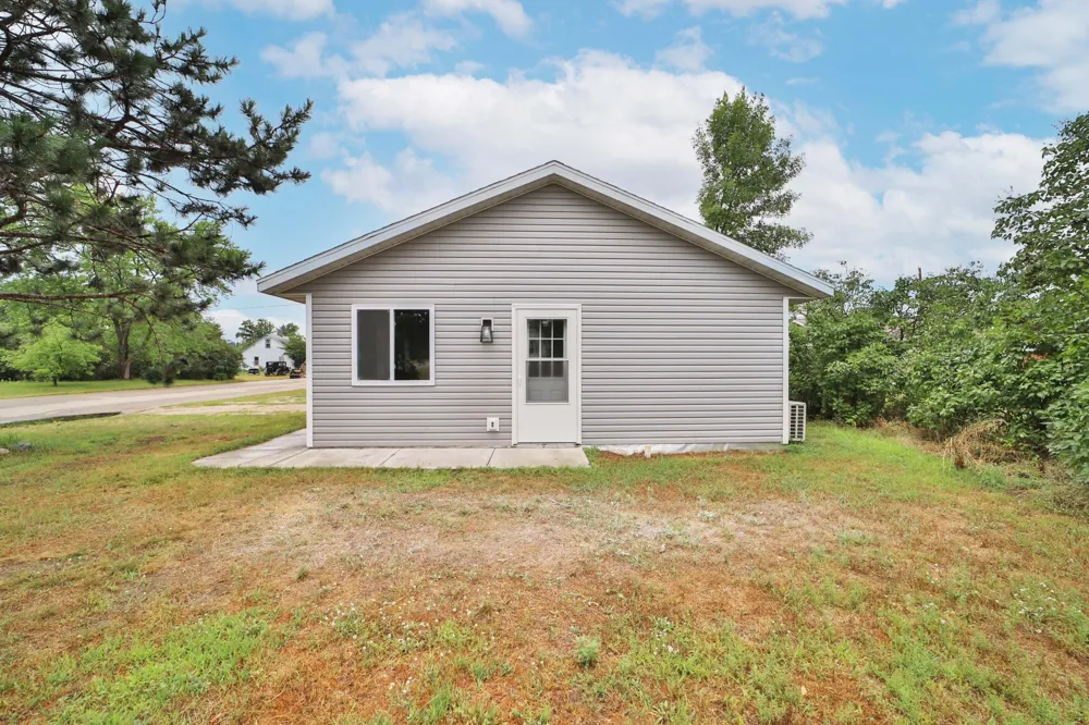 419 Mckinley Street SW Staples, MN 56479