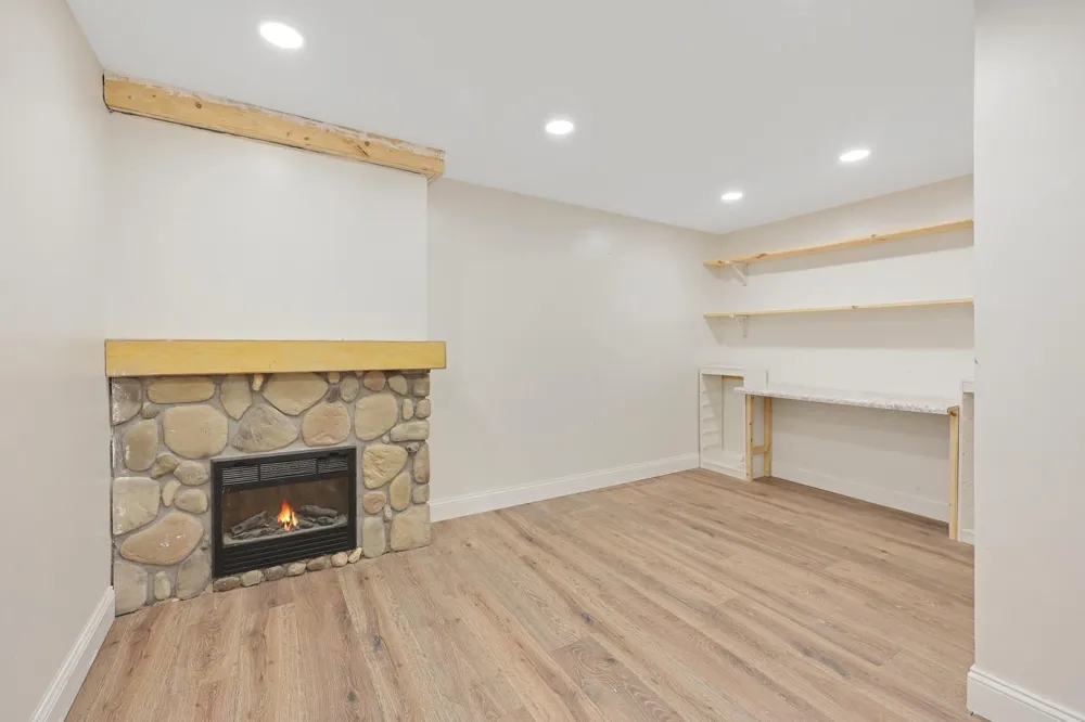 2761 90th Street NE Monticello, MN 55362
