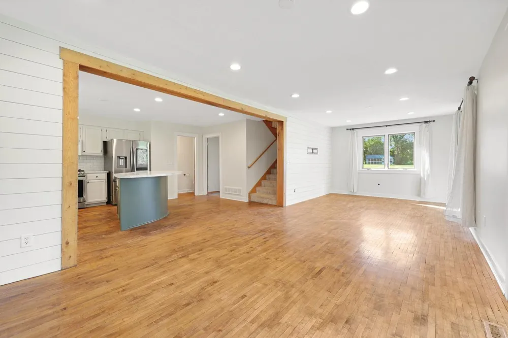 2761 90th Street NE Monticello, MN 55362
